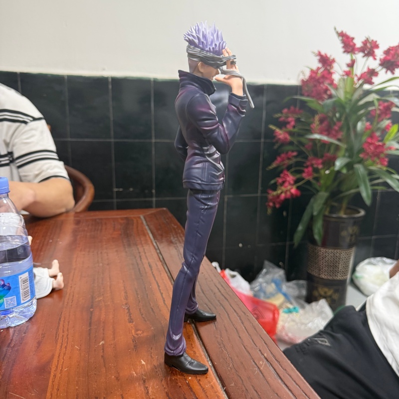 Jujutsu Kaisen Satoru Gojo GK  - огляд і ціна Desk Setup Gifts